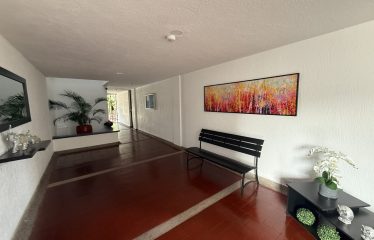 Apartamento en Edificio La Orquídea Barrio El Altico