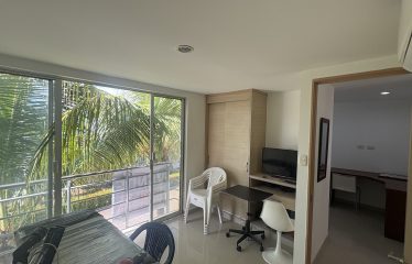 Casa de dos niveles en Venta Condominio Rosales