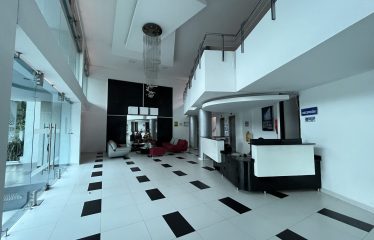 Apartamento Moderno Amplio en Venta en Edificio Puerto Madero