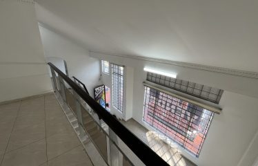Casa Comercial Perfecta para Empresa en Barrio Altico