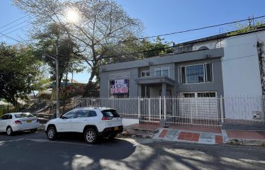 Casa Comercial Perfecta para Empresa en Barrio Altico