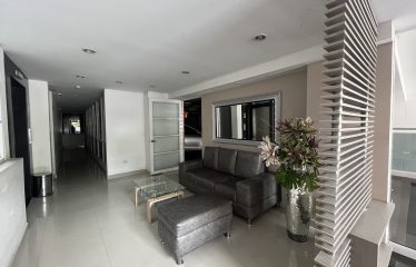 Apartamento Moderno en Venta Edificio Mirador de la Toma