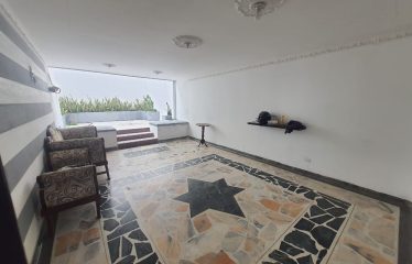 Casa amplia en Venta Barrio La Gaitana Colonial