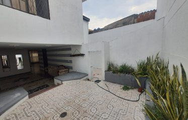 Casa amplia en Venta Barrio La Gaitana Colonial