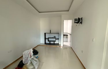 Casa de 3 niveles en Venta Barrio Primaveras de Buganviles