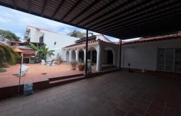 Se Vende Casa En El Barrio La Toma