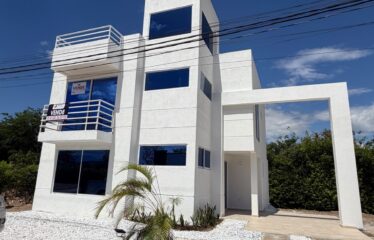 Se Vende Casa Sobre Via Nacional