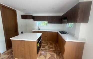 Se Vende Casa Sobre Via Nacional