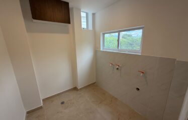 Se Vende Casa Sobre Via Nacional