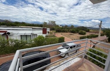 Se Vende Casa Sobre Via Nacional